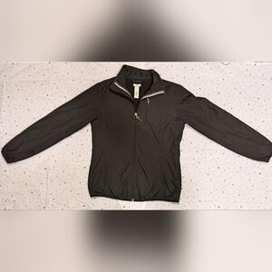 Izod Women's Black XFG Size Small Zip Up Jacket 3 Pockets Rarely Worn